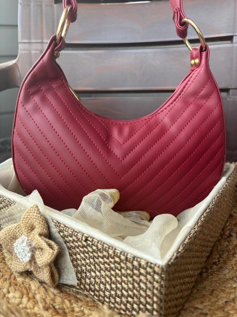 websynergy stylish red bag